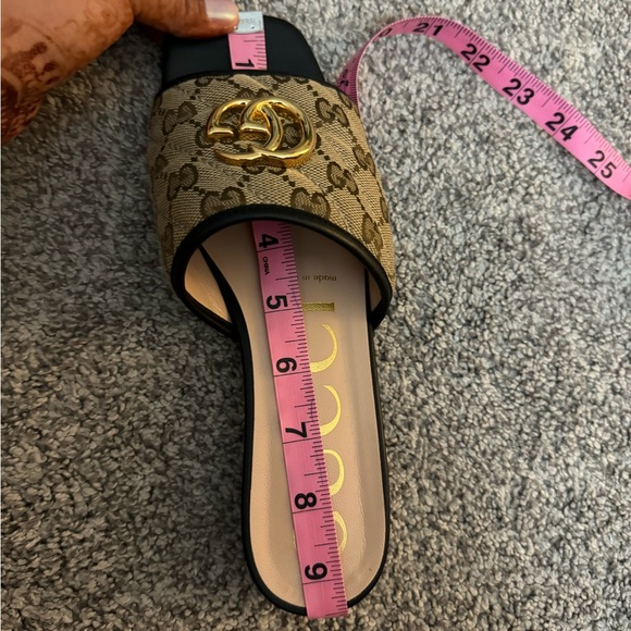 Gucci Slides - Picture 6 of 6
